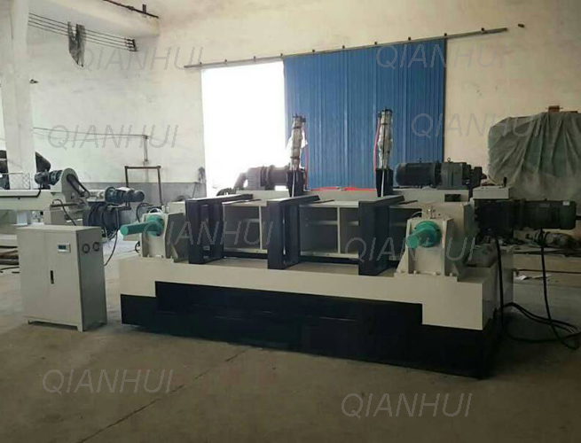 veneer peeling lathe machine.jpg